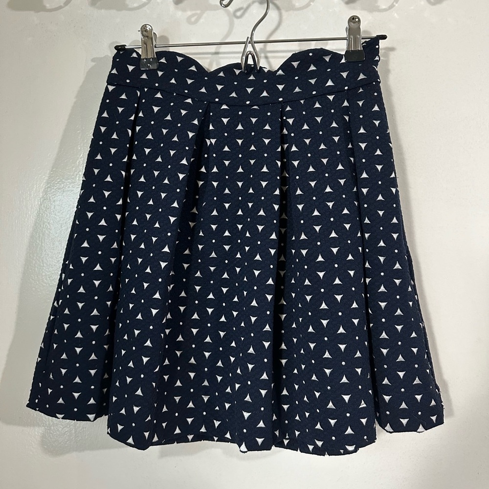 Alya Francesca’s skirt